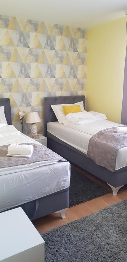 Apartman Lara Foca Exterior photo